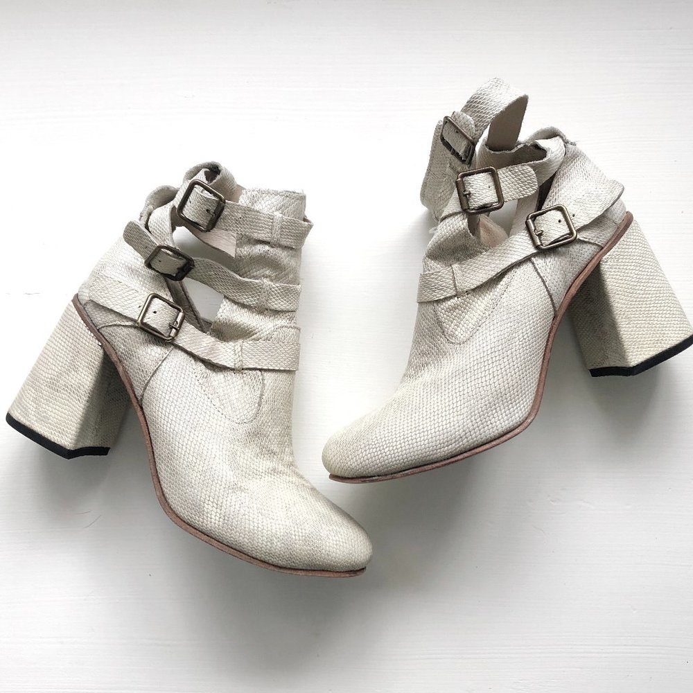 Freebird by Steven Teddy Snakeskin Boots Size 10